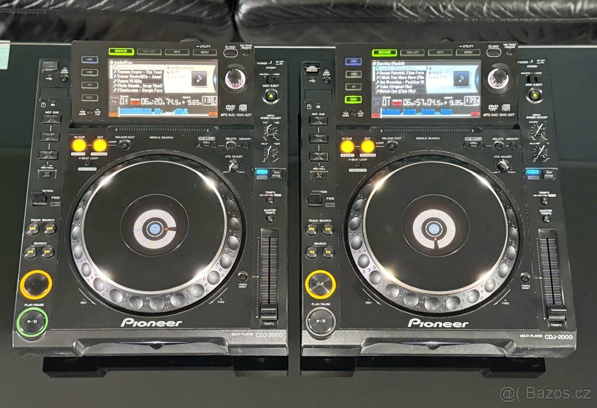 Pioneer CDJ 2000