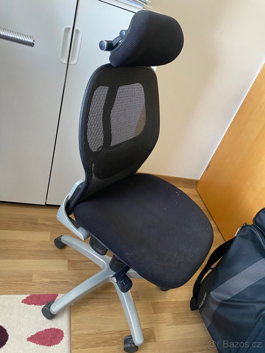 Židle k pc