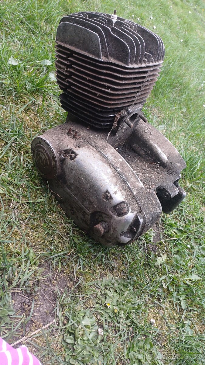 Motor Jawa Čz 477 oilmaster