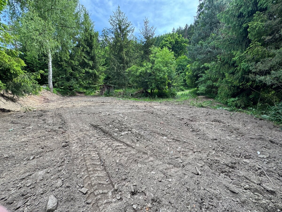 Prodej stavebního pozemku - Dolní Bušínov - 1127 m²