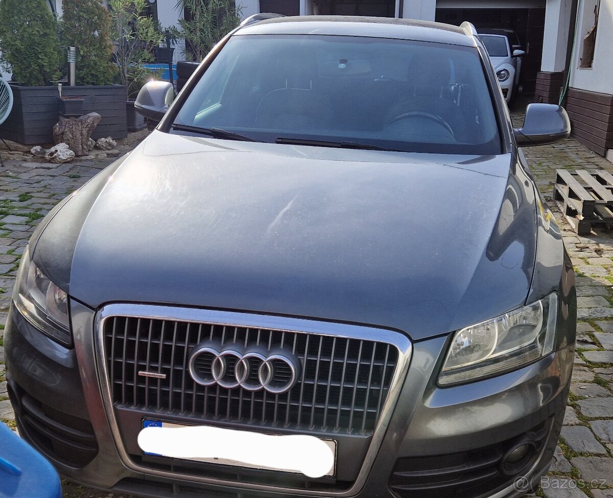 Pěknou Audi Q5 2.0 tsi 147 kw automat Cr Stk nova