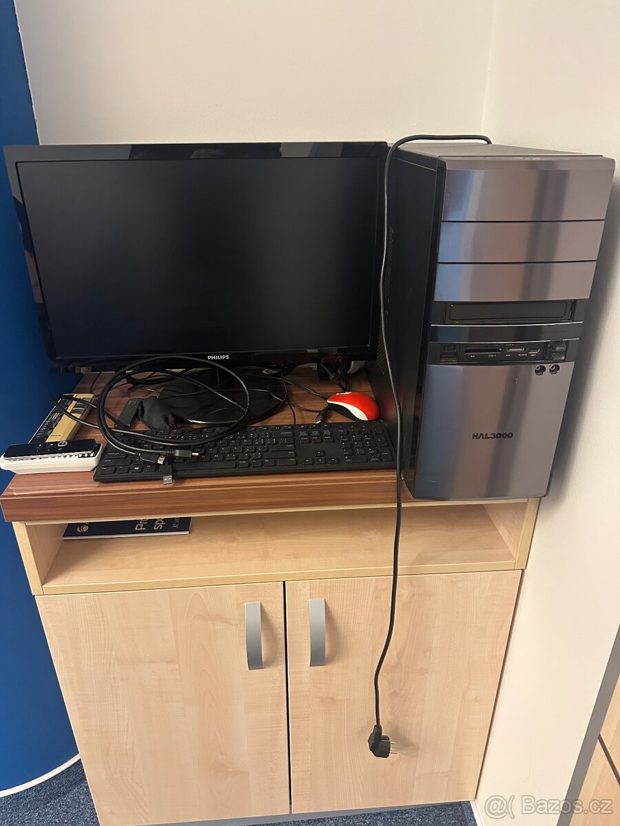 2X kompletní PC z kanceláře