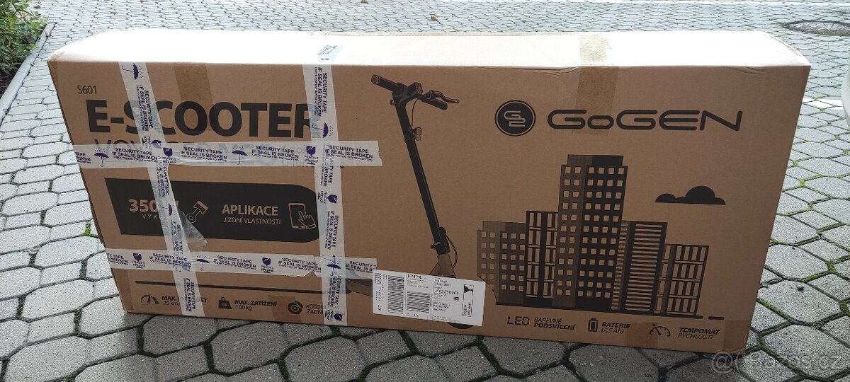 Nová nerozbalená elektrická koloběžka