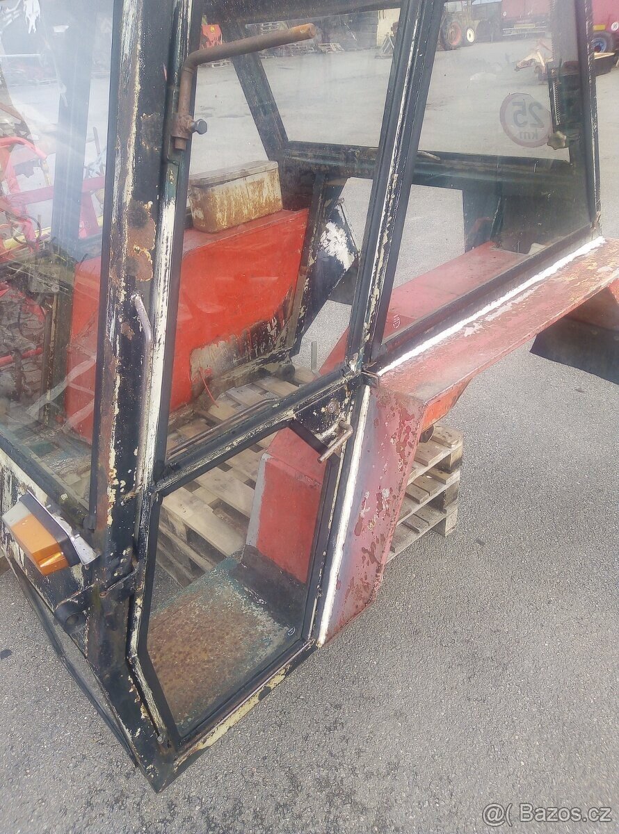 Slovenská kabina Zetor