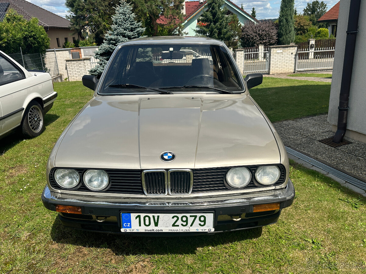 BMW 3 E30 coupe 320 i M20 1983