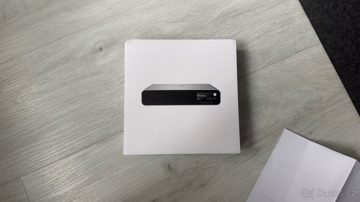 Ubiquiti UniFi Cloud Key G2 Plus, 1TB HDD, záruka