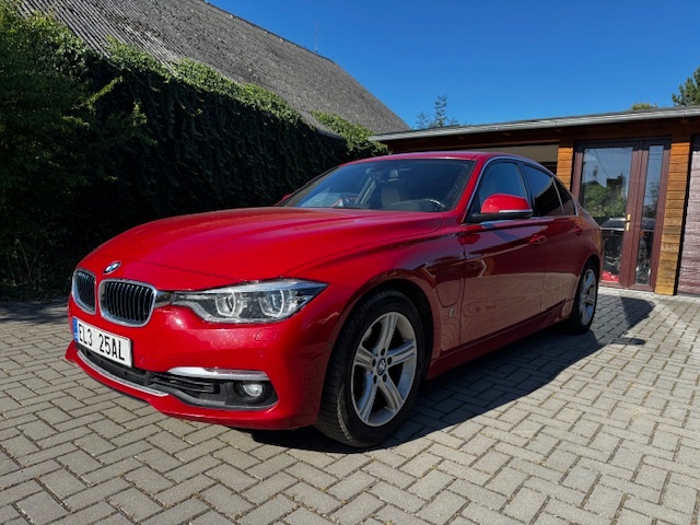 BMW 330e Plug-in Hybrid, STK do 1.7.2027