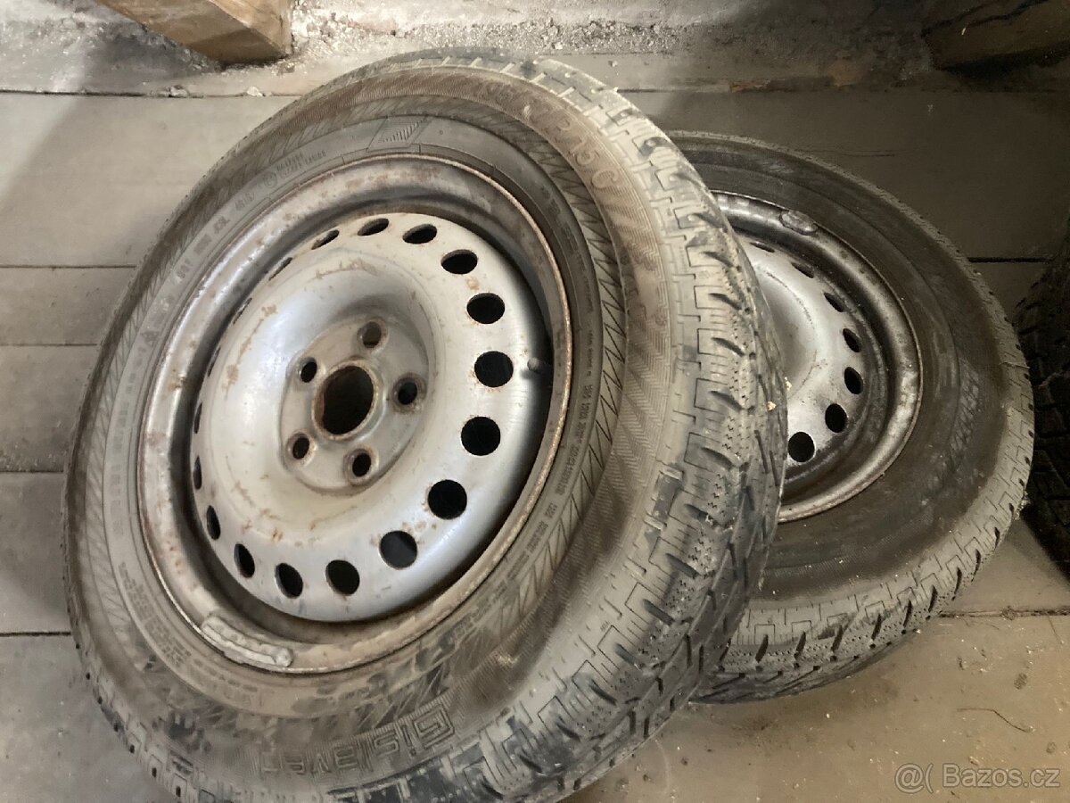 Prodám zimní kola VW transportér T4 195/70 R15 C