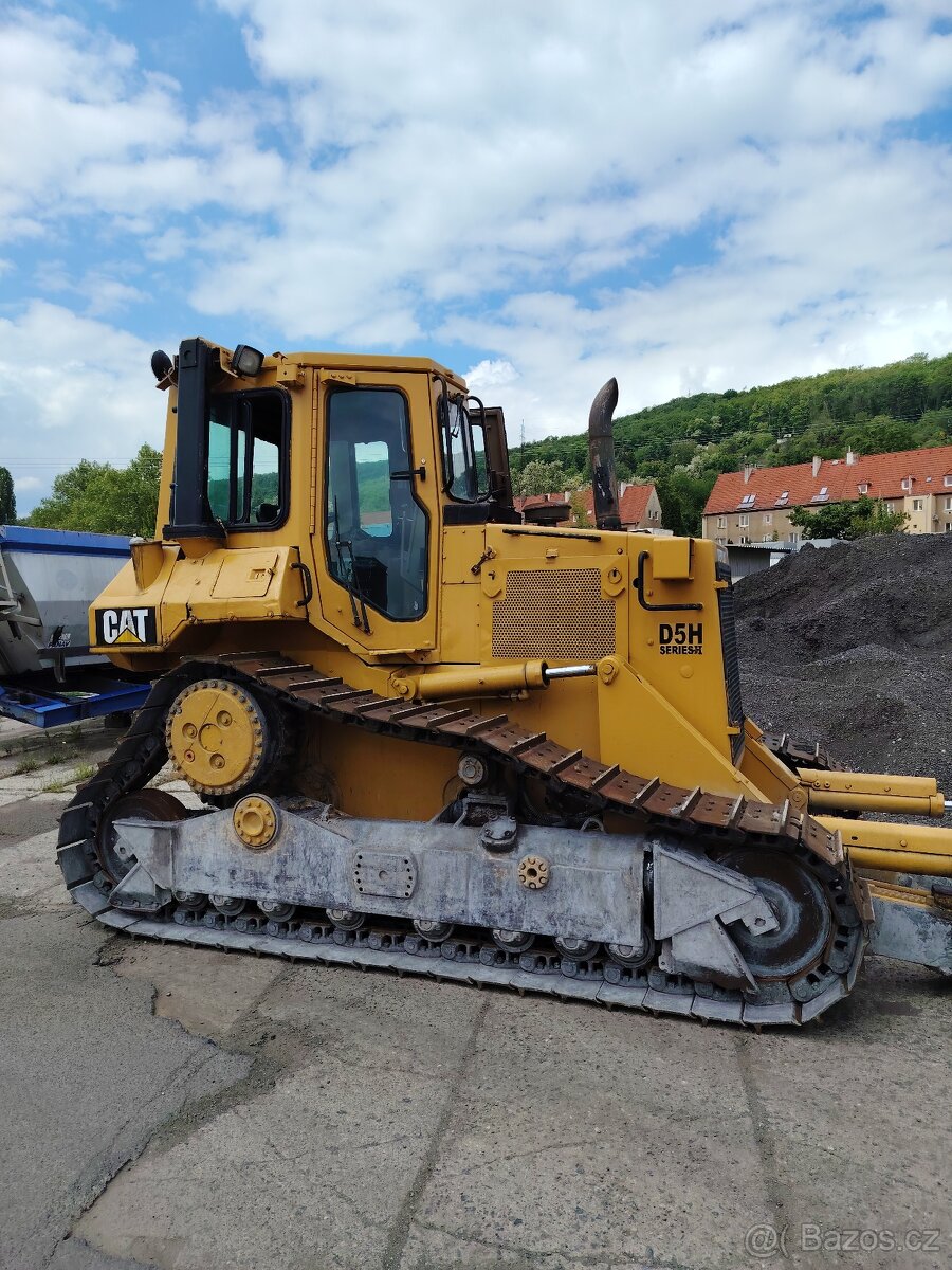 Dozer Cat D5