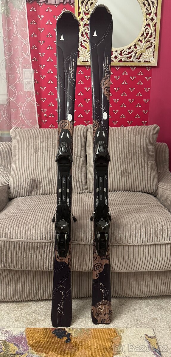 Prodám lyže Atomic dámské 1x jeté