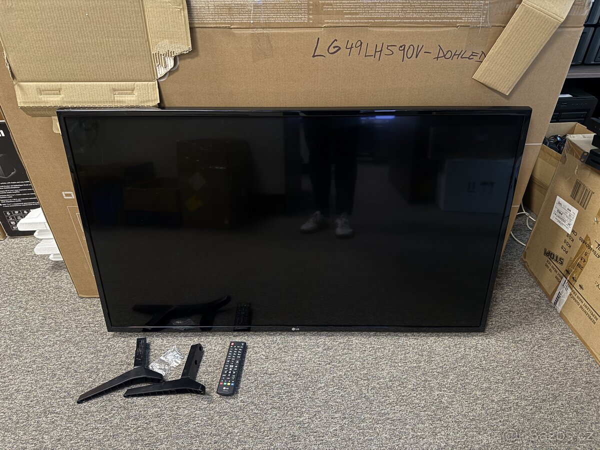 Televize LG 49LH590V