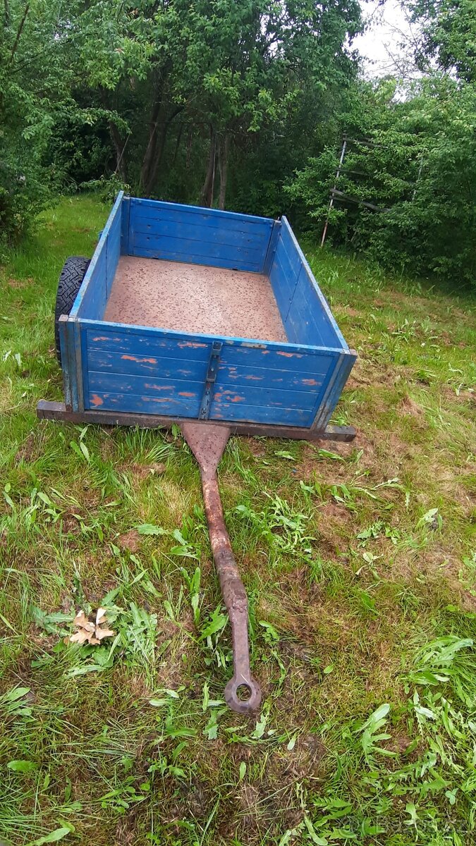 Vlek za traktor + další