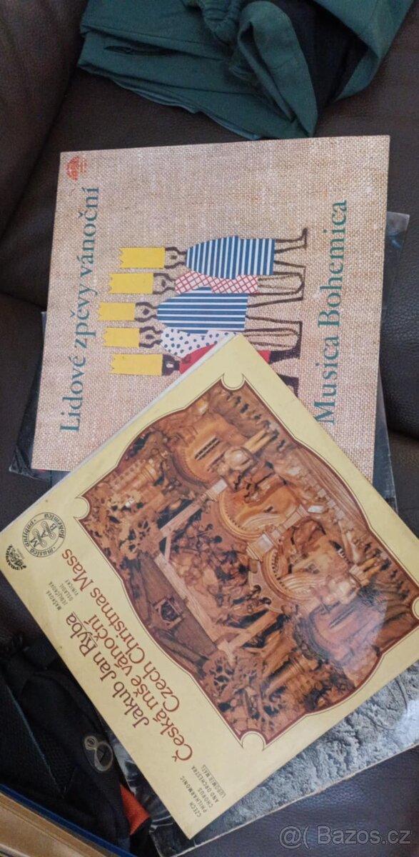 Prodám 200ks gramodesek, směs žánrů