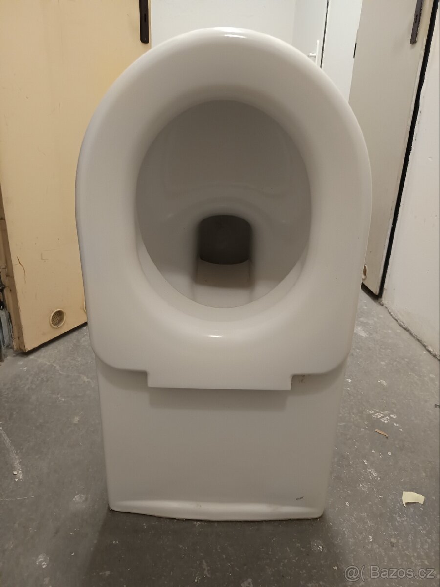 Závěsná, bezbariérová WC mísa Jika Deep