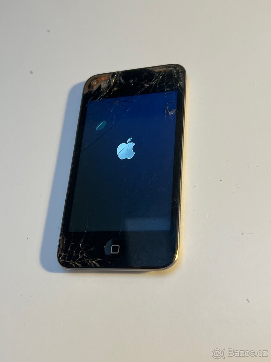 iPod Touch 4 32gb v Spatnem stavu