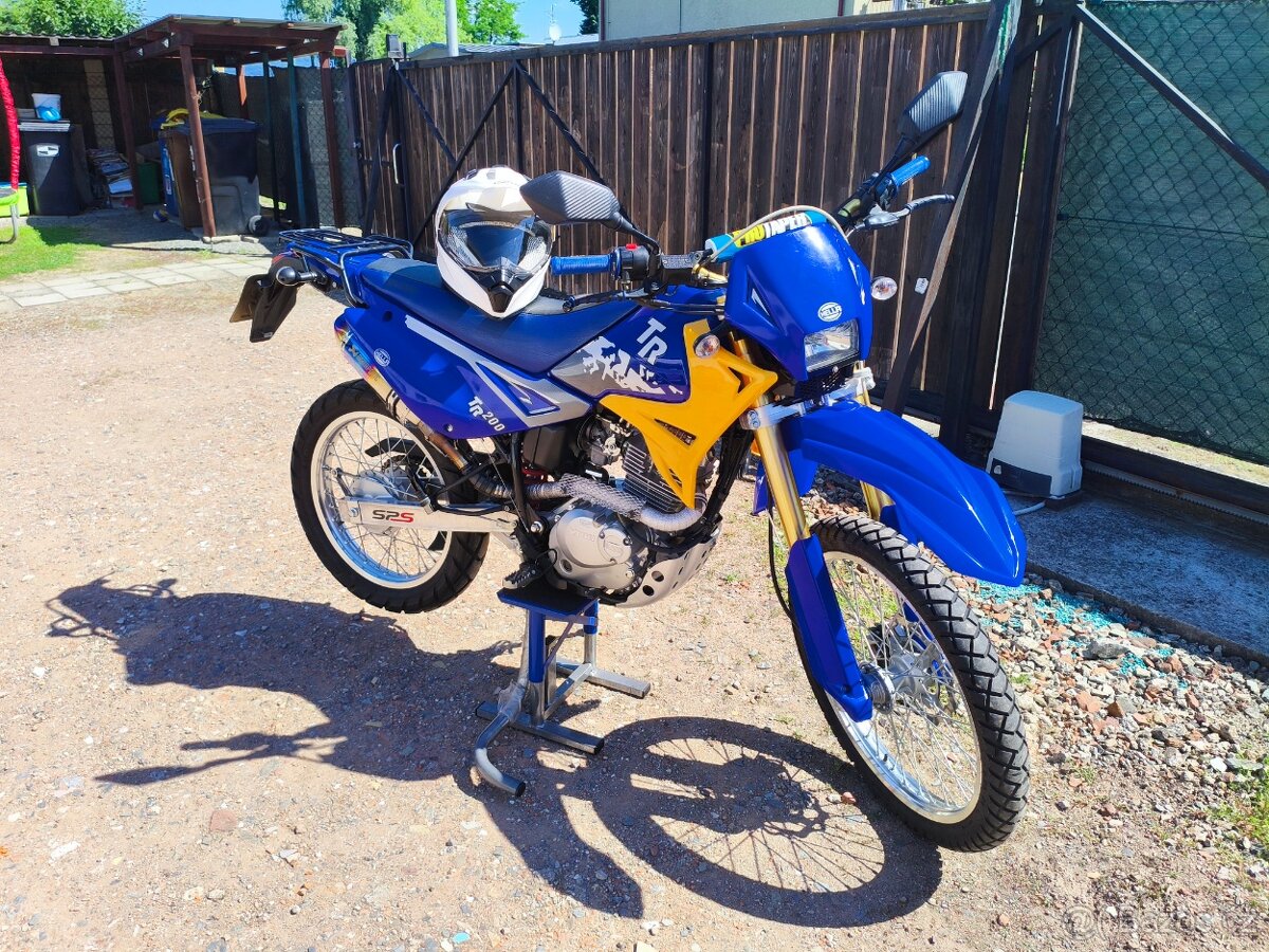 Yuki 200 TR