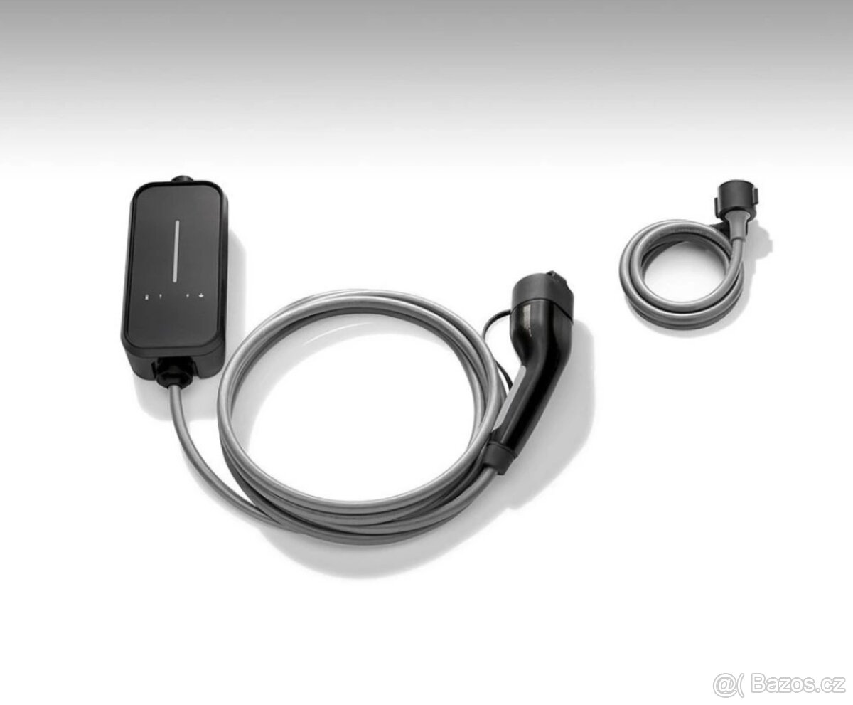 BMW Flexible Fast Charger - NOVÁ (zabalená)