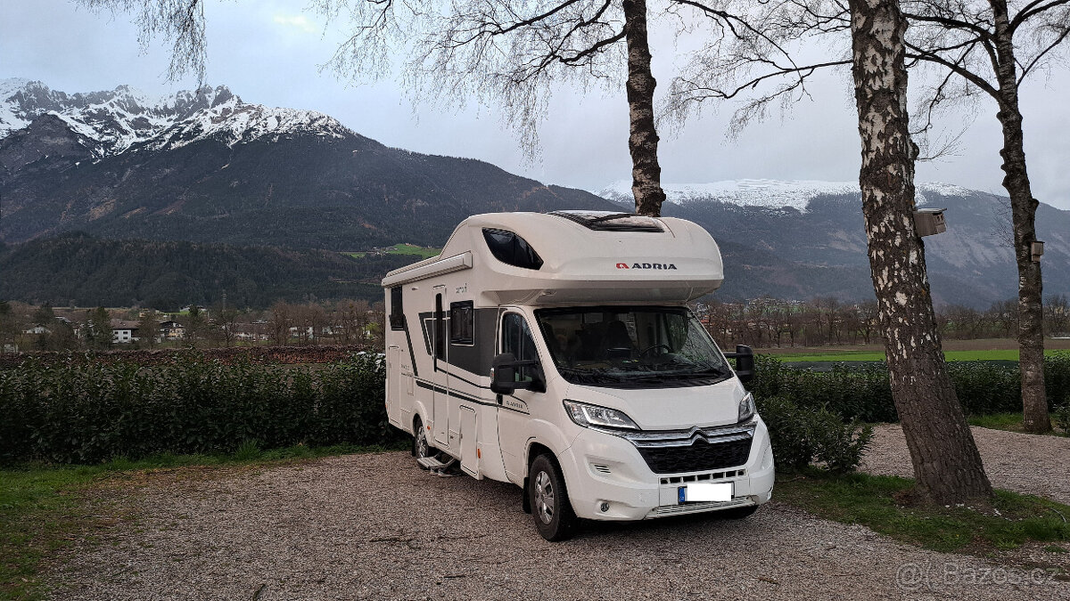 Obytné auto - Adria Coral XL