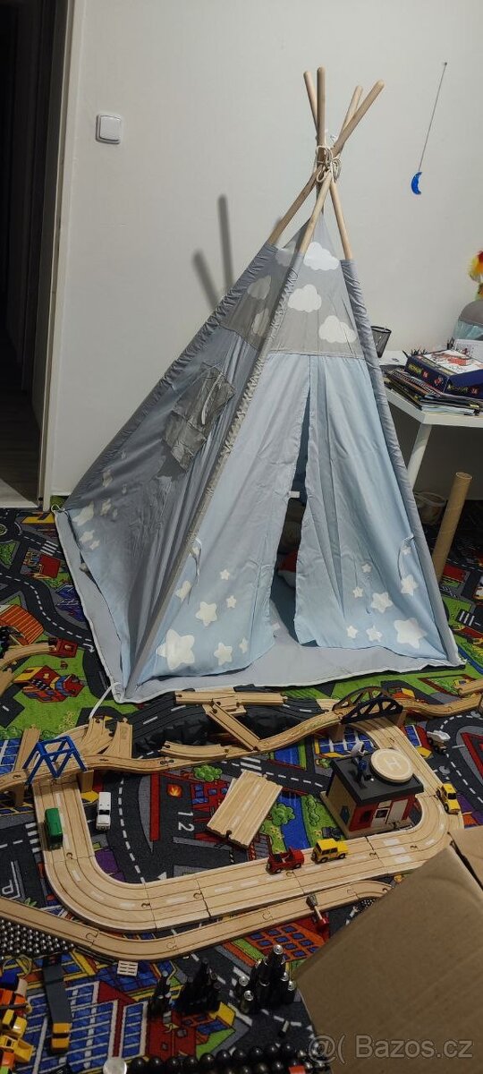 Stan Teepee modrý