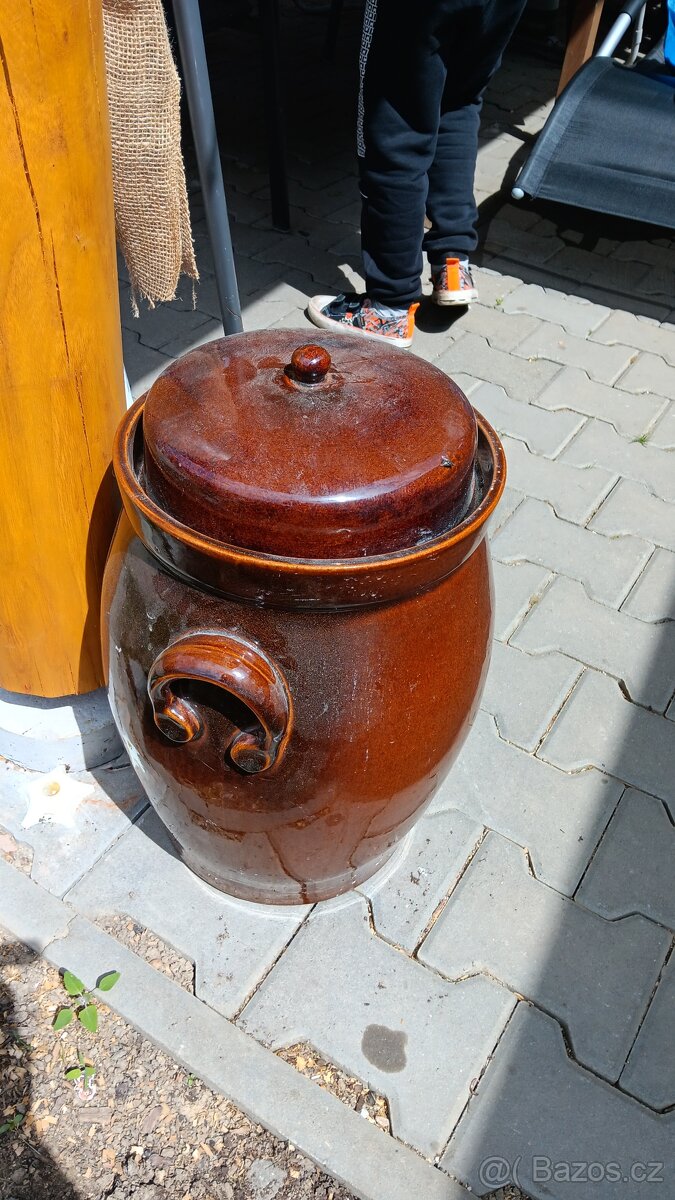 Kameninovy hrnec
