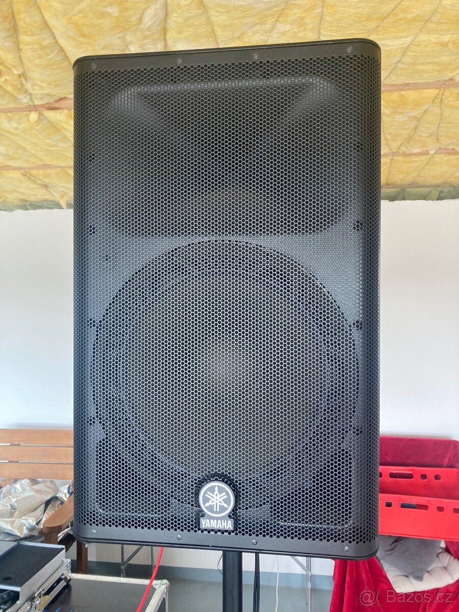 Prodám aktivní repro Yamaha dxr 15”