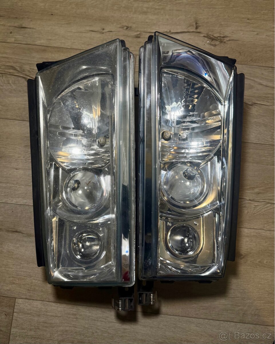 🔦 Xenonová světla – Octavia 1 RS (facelift) – originál