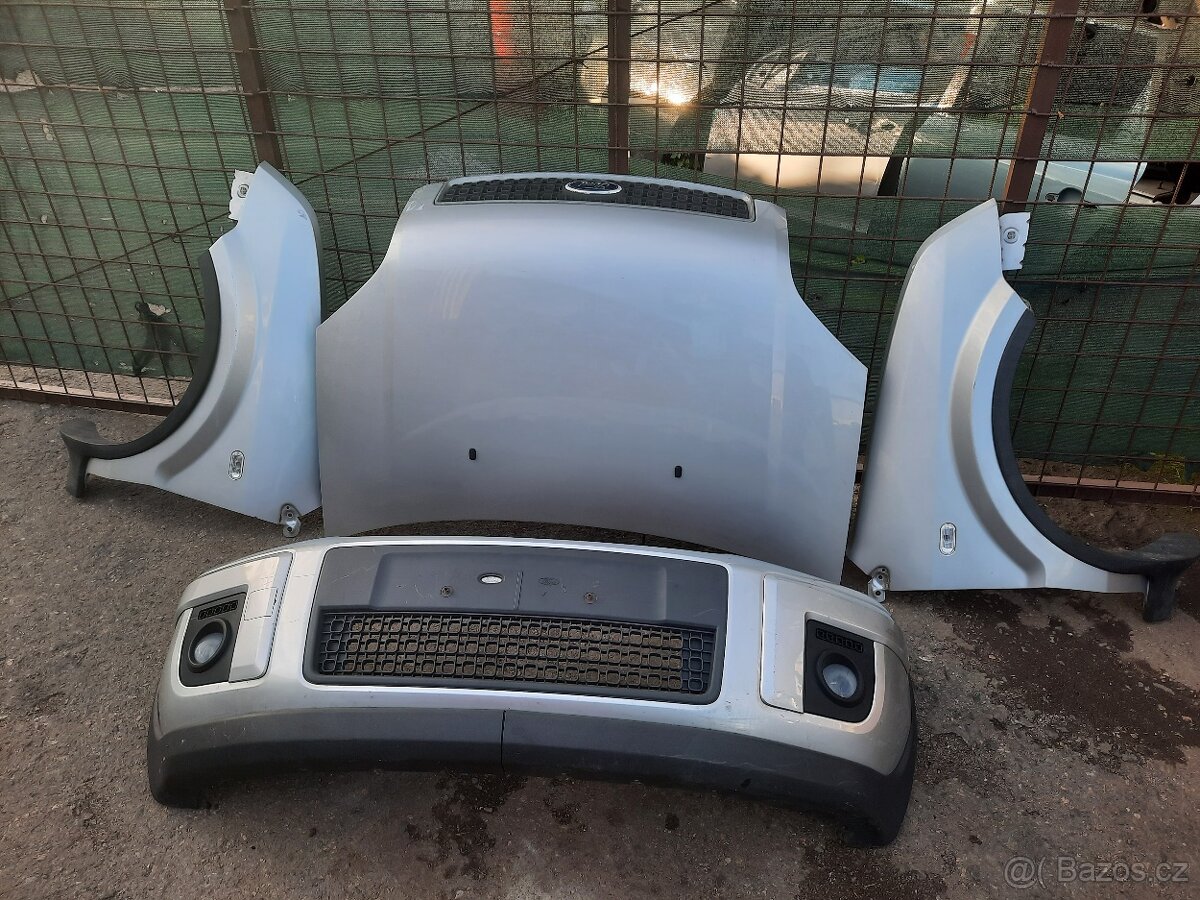 ford fusion - predni cast vozu
