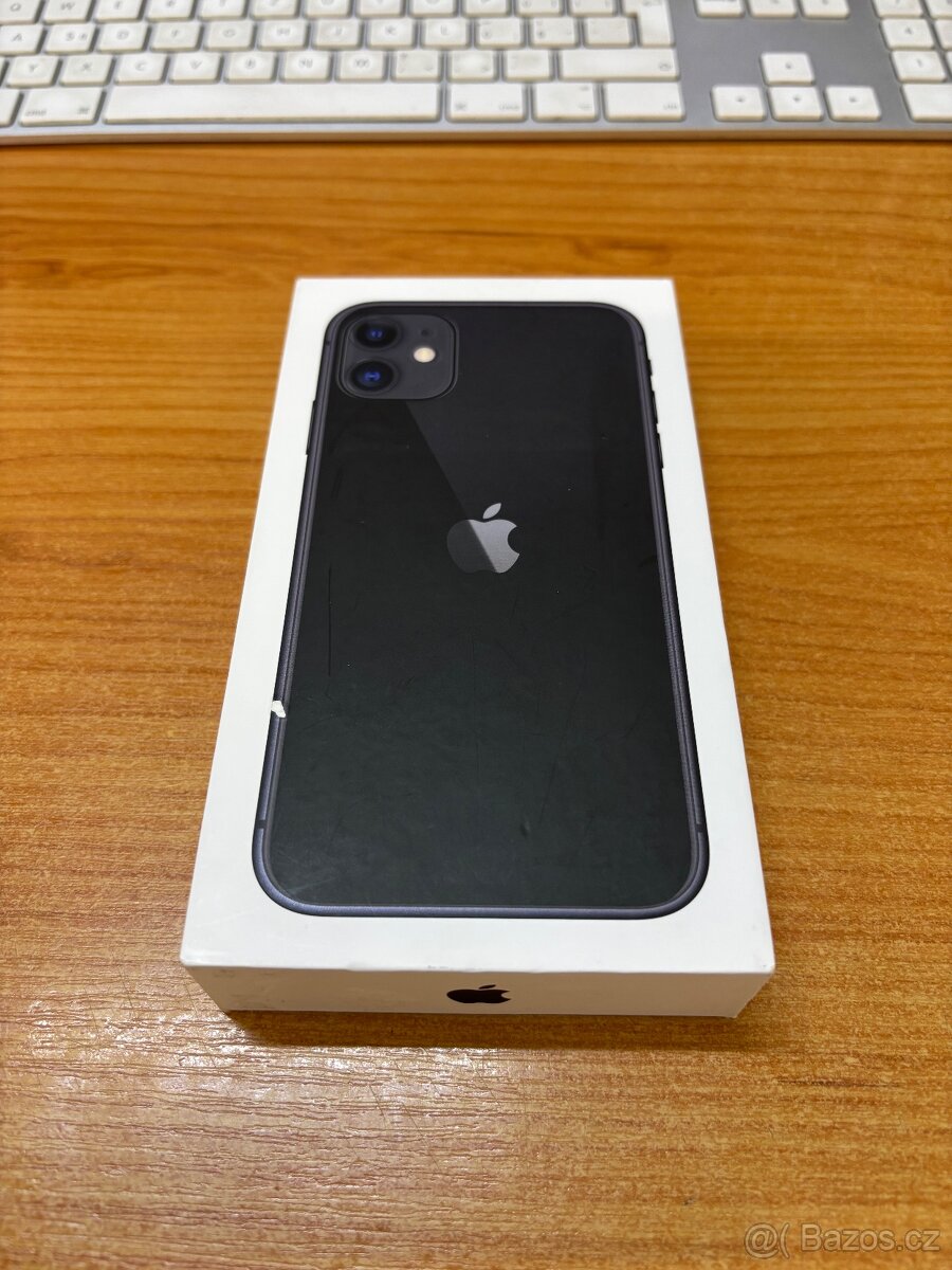 Apple iPhone 11 - 64GB Černý