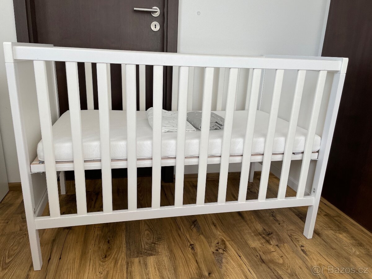 Dětská postýlka Sundvik + matrace Skönast a další