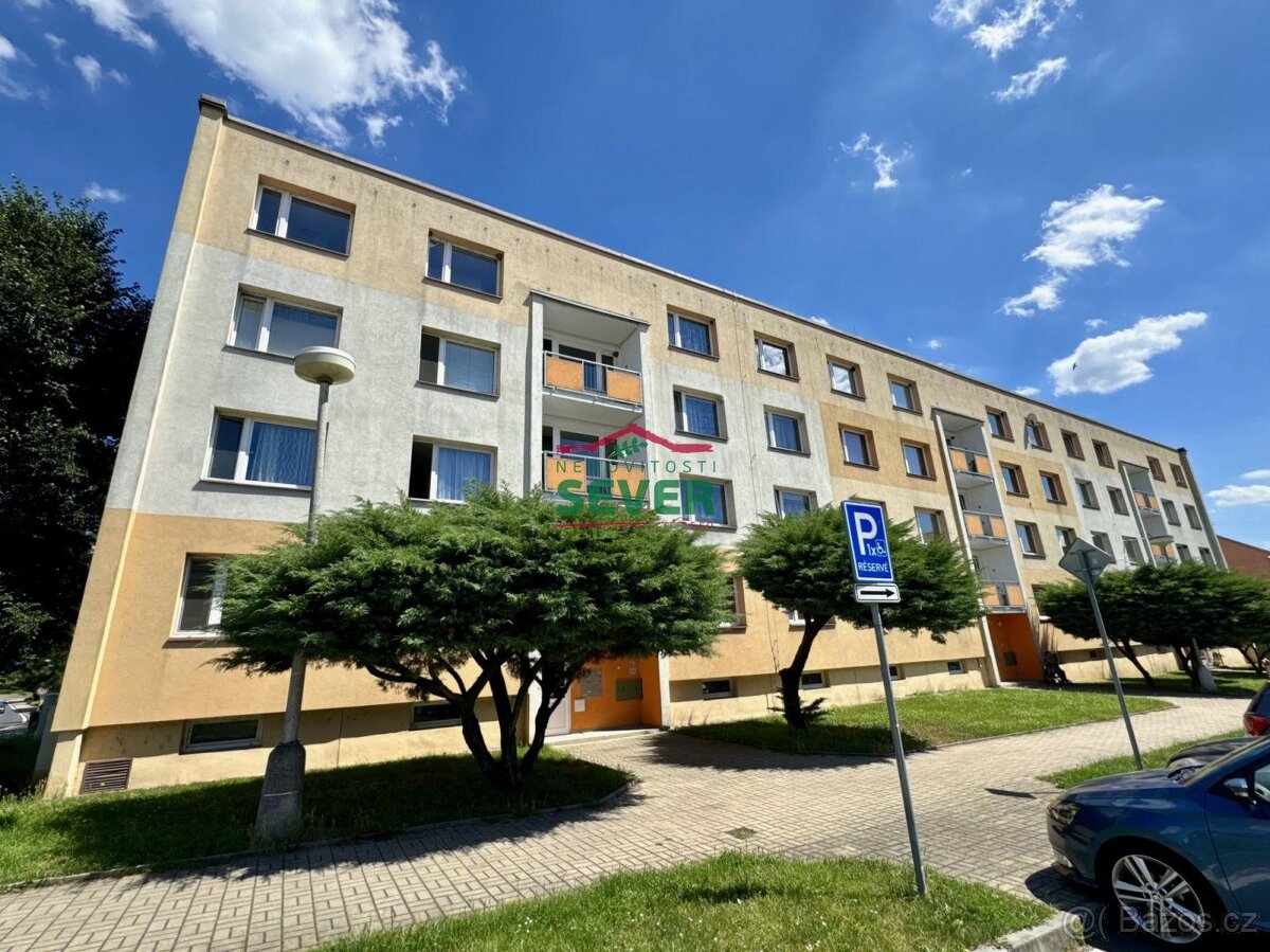 Prodej, byt 1+1, DV, Hostomice, ul. Školní náměstí