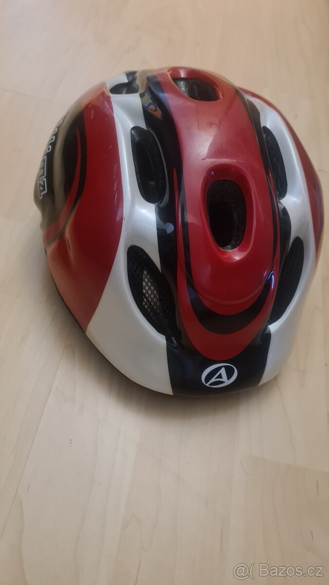 Dětská cyklistická helma