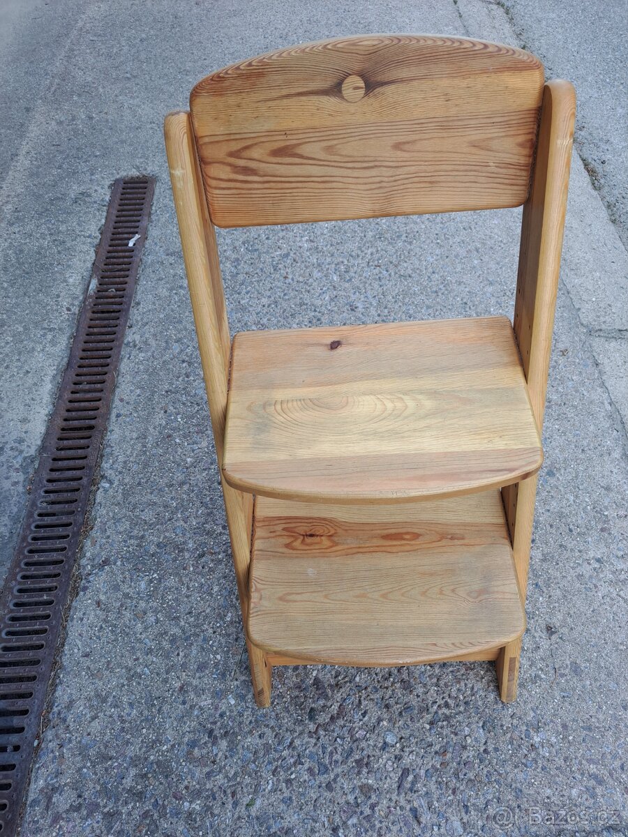 Rostoucí židlička