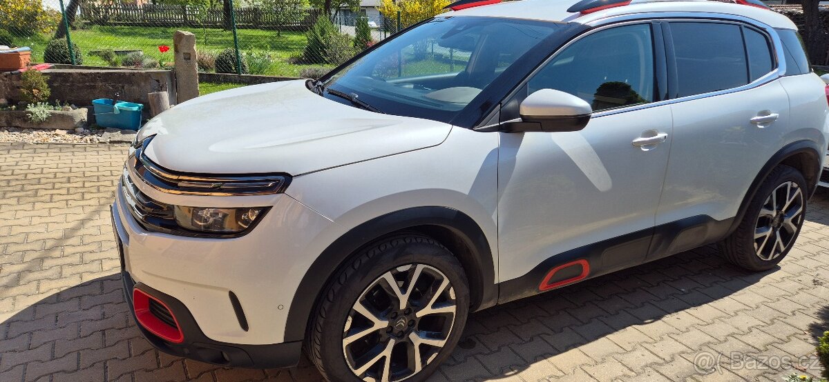C5 Aircross 1,6 turbo ĆR MAX možná výbava DPH