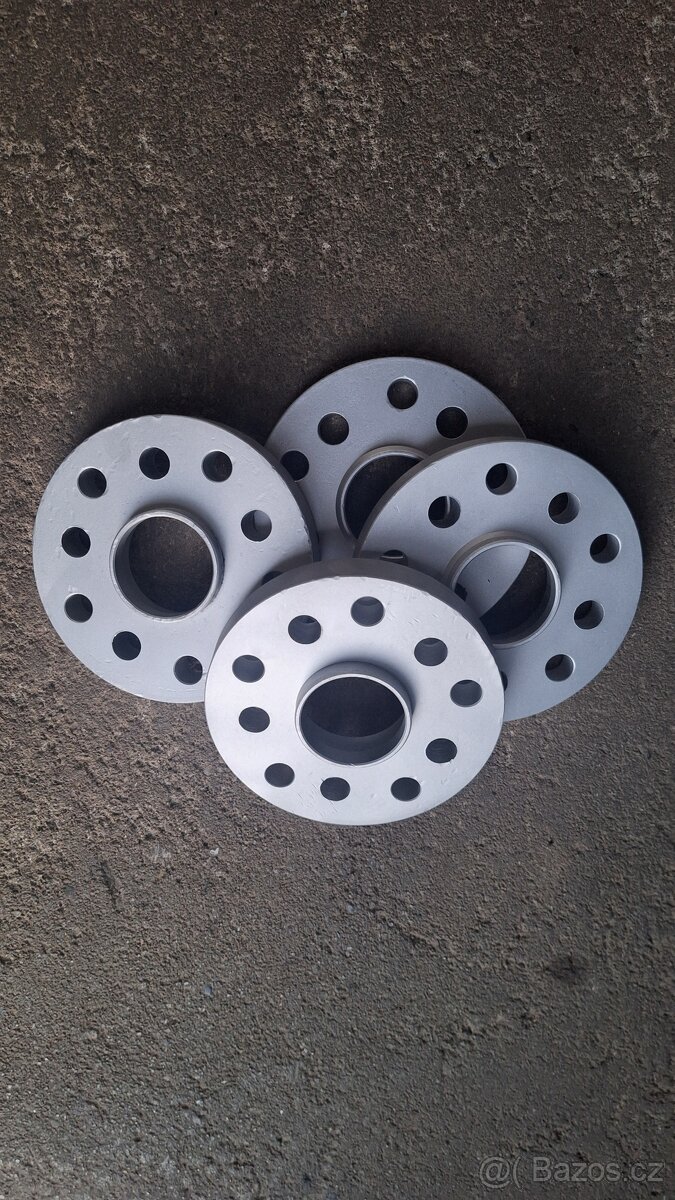 Rozšiřovací podložky 5x112 / 5x100 / střed 56,6mm