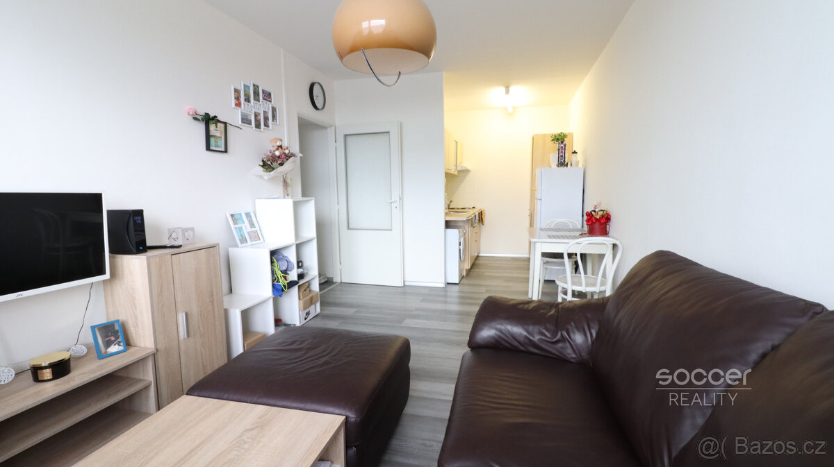 Pronájem bytu 2+kk, 45m2, Praha 10 - Horní Měcholupy, Verons