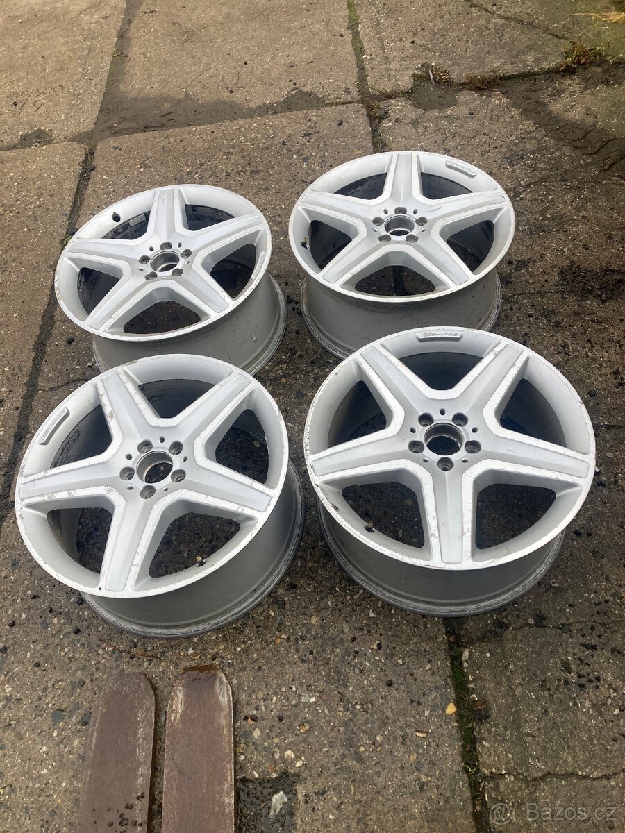 Originální AMG alu disky Mercedes 20” – A1664012002 (ML / GL