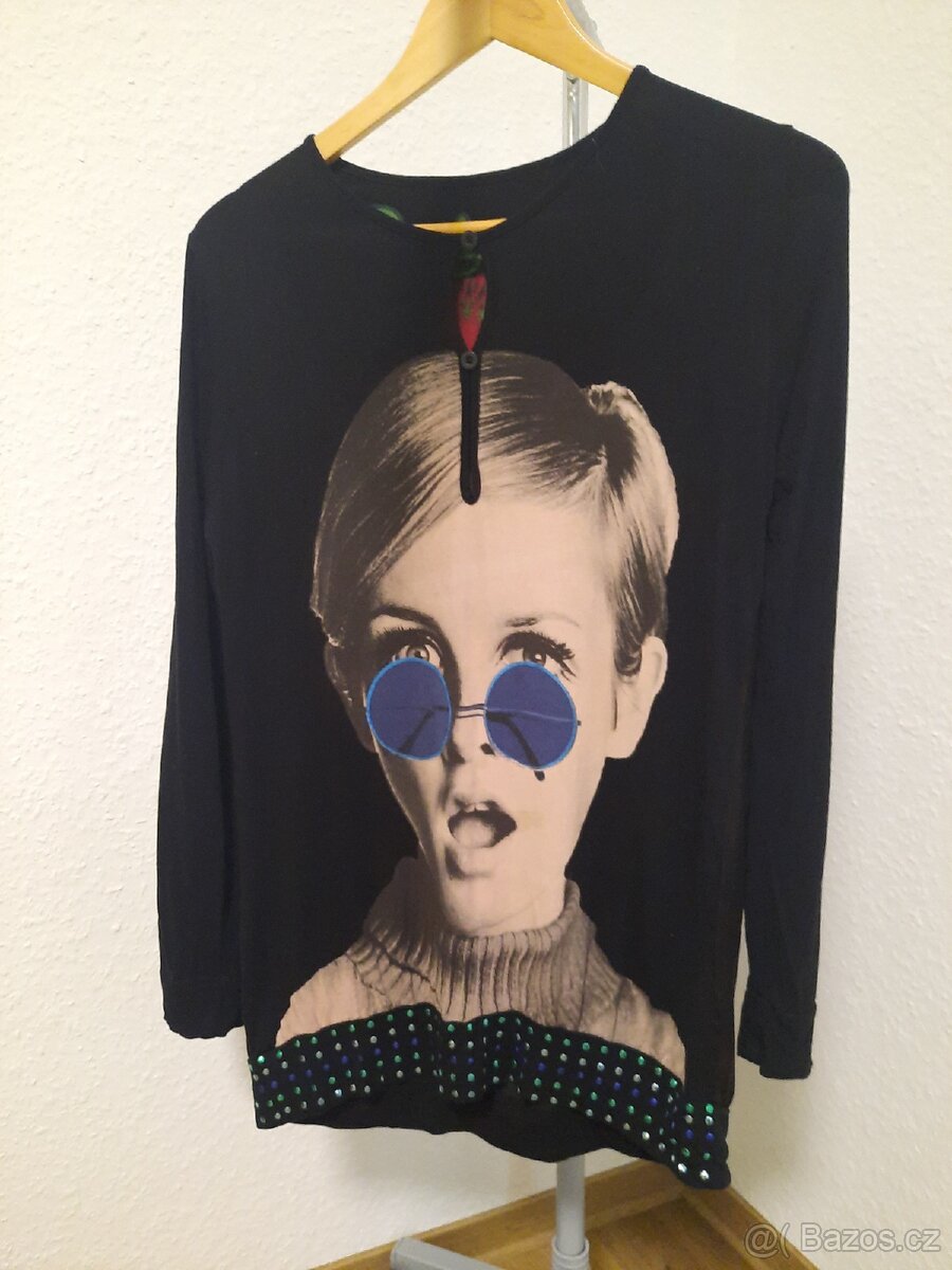 Prodám dámské oblečení vel.38-40, každý kus za 100,-Kč