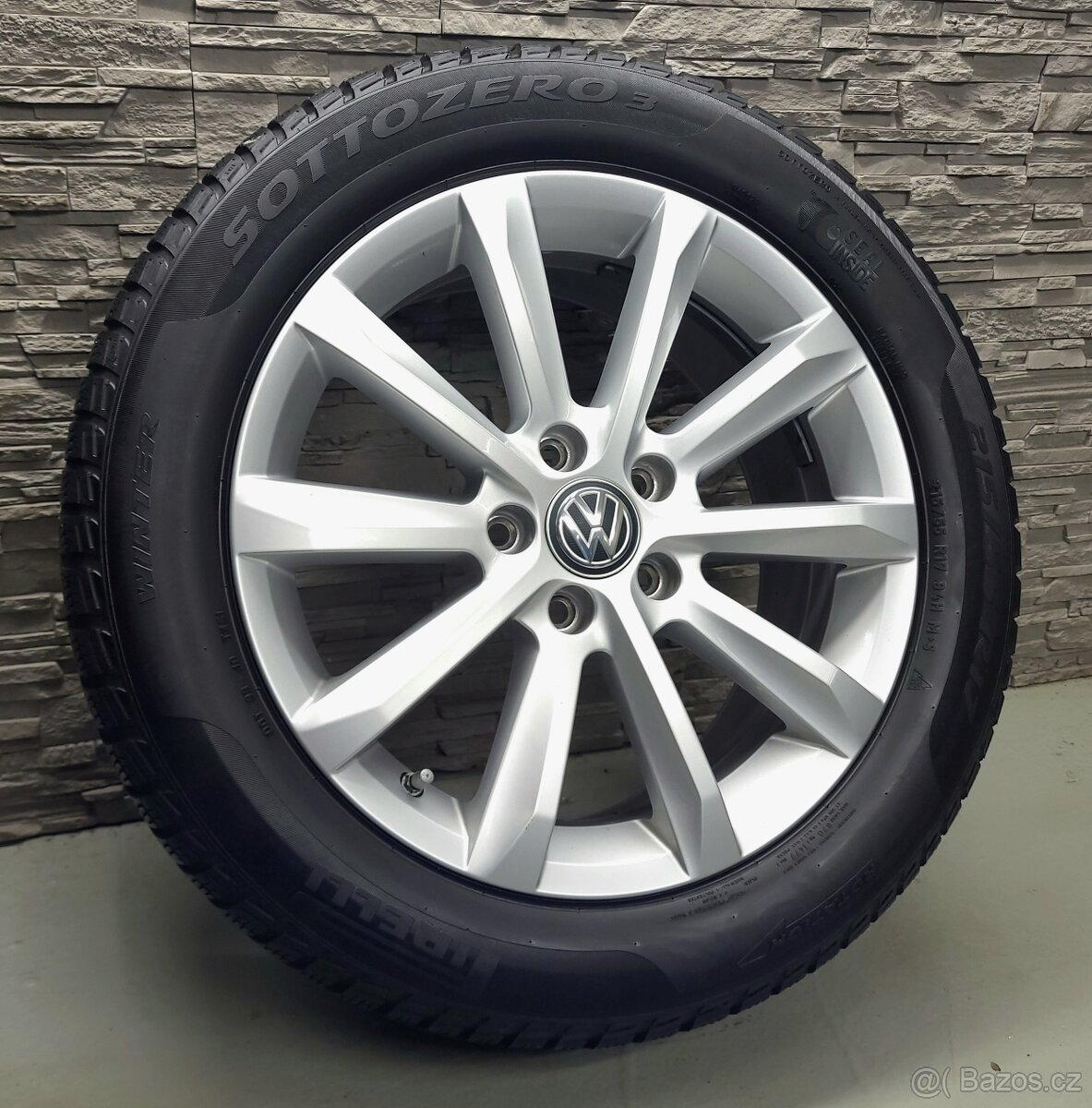 17" Originál VW Helsinky 5x112 zimní pneu 5,5-6mm