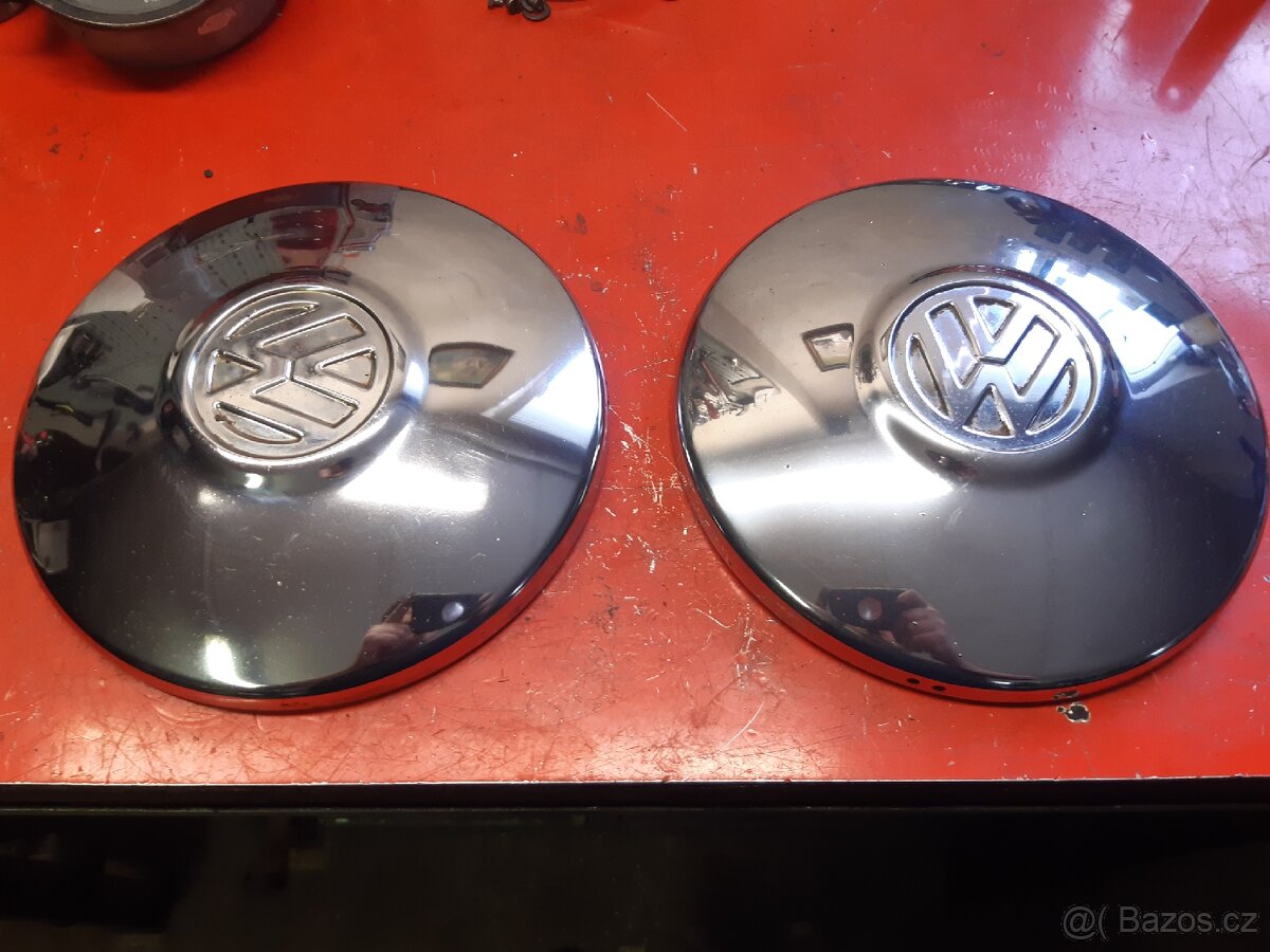 Vw transporter T3, brouk poklice 2kusy