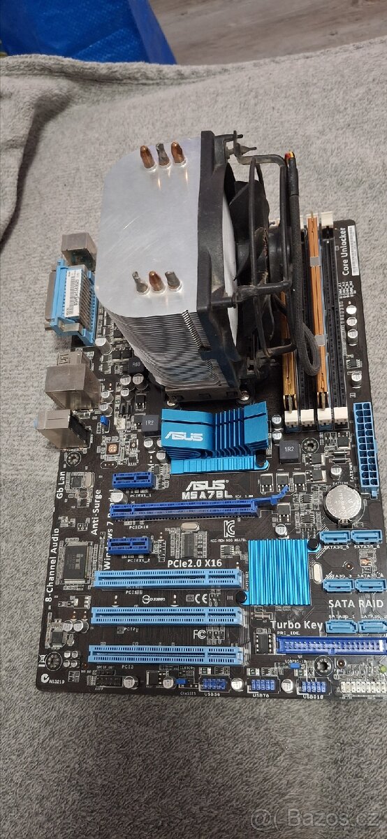 Základní deska s Procesorem amd am3+ DD3 ram 8GB