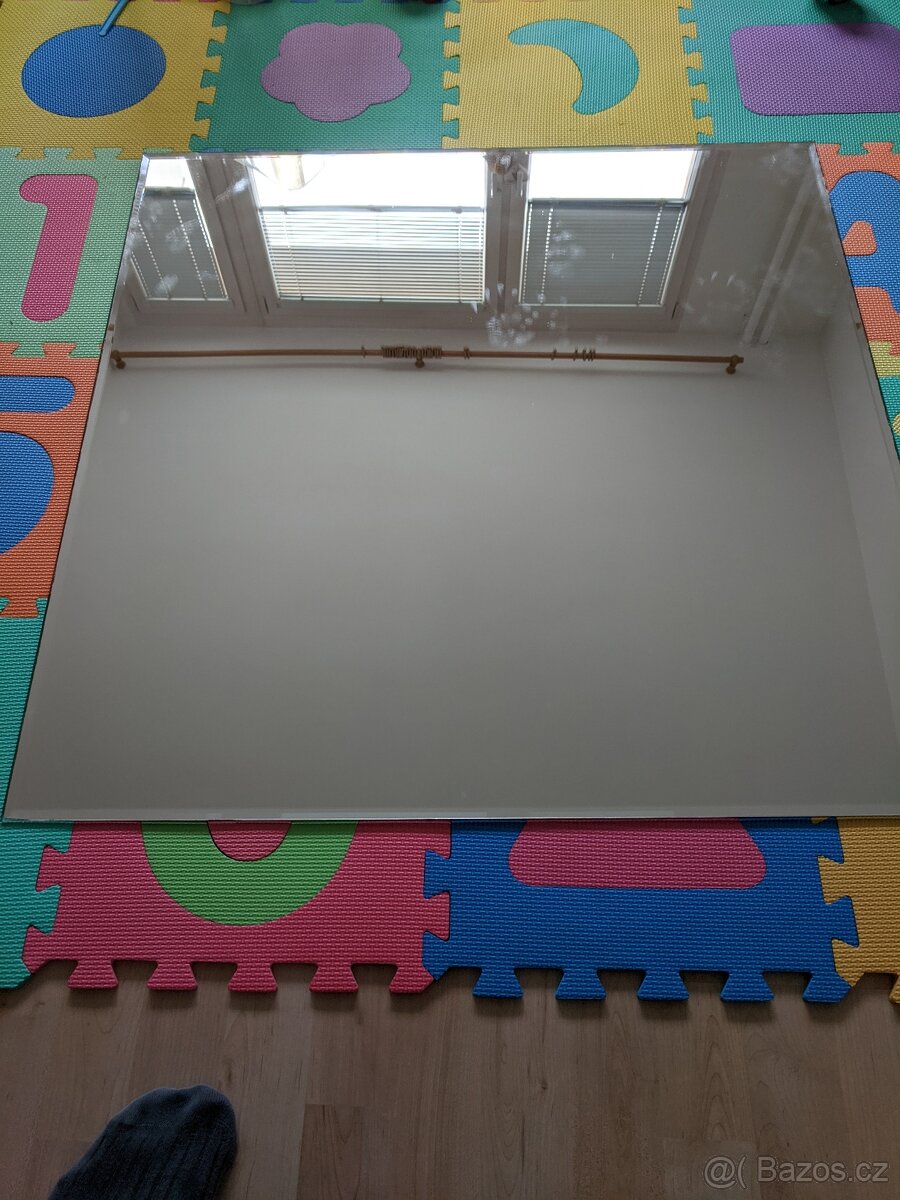 Koupelnové zrcadlo 80x80