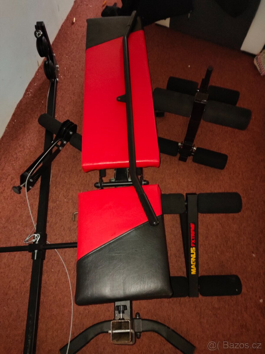 Vybavena posilovací lavice, kladky,, 360kg, polohovací
