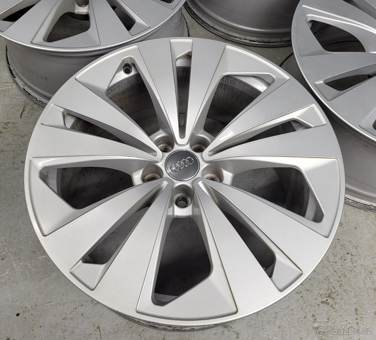 Originál 19" Audi Q8 5x112 VW Škoda