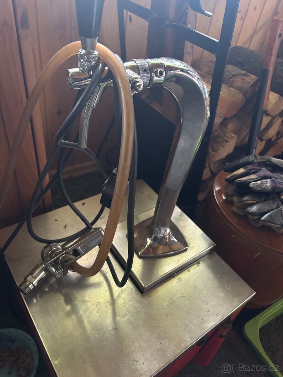 Pípa - kobra na pivo