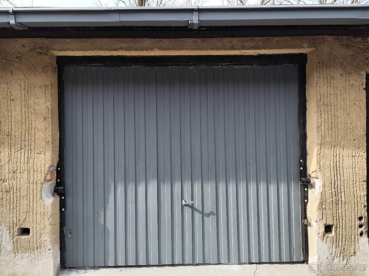 Garáž - Ihned k pronájmu