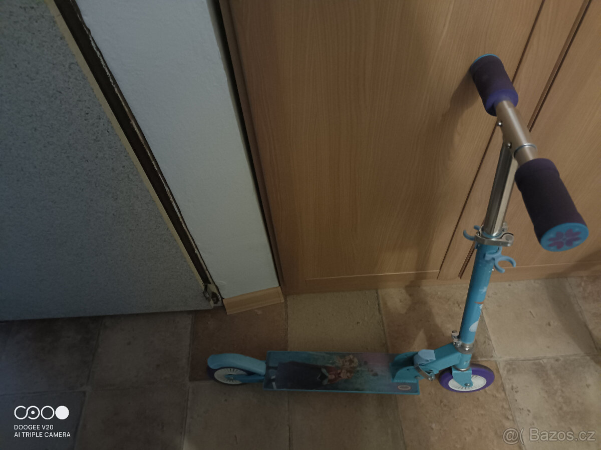 Dětská koloběžka