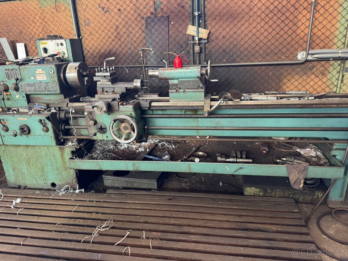 Soustruh na kov SN 50B