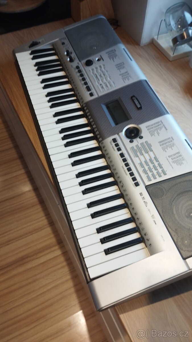 Prodám klavesy Yamaha
