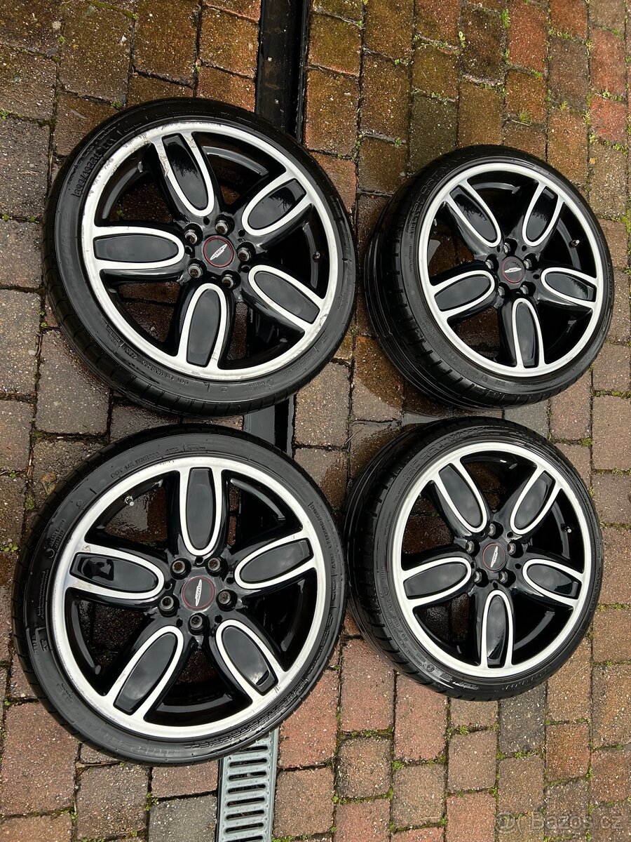 Mini cooper JCW kola r18