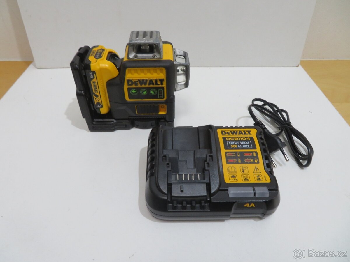 AKU křížový laser 3x360° DeWALT DCE089D1G